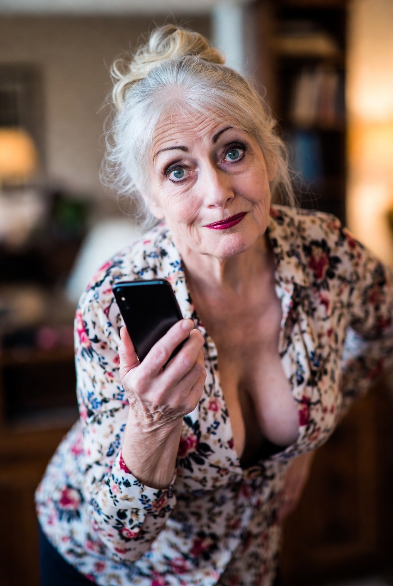 Granny Phonesex Profile 2